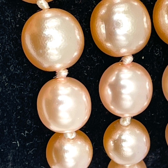 KJL Kenneth J Lane Pink Bracelet Glass Pearl 3 Strand Adjustable - Picture 6 of 8